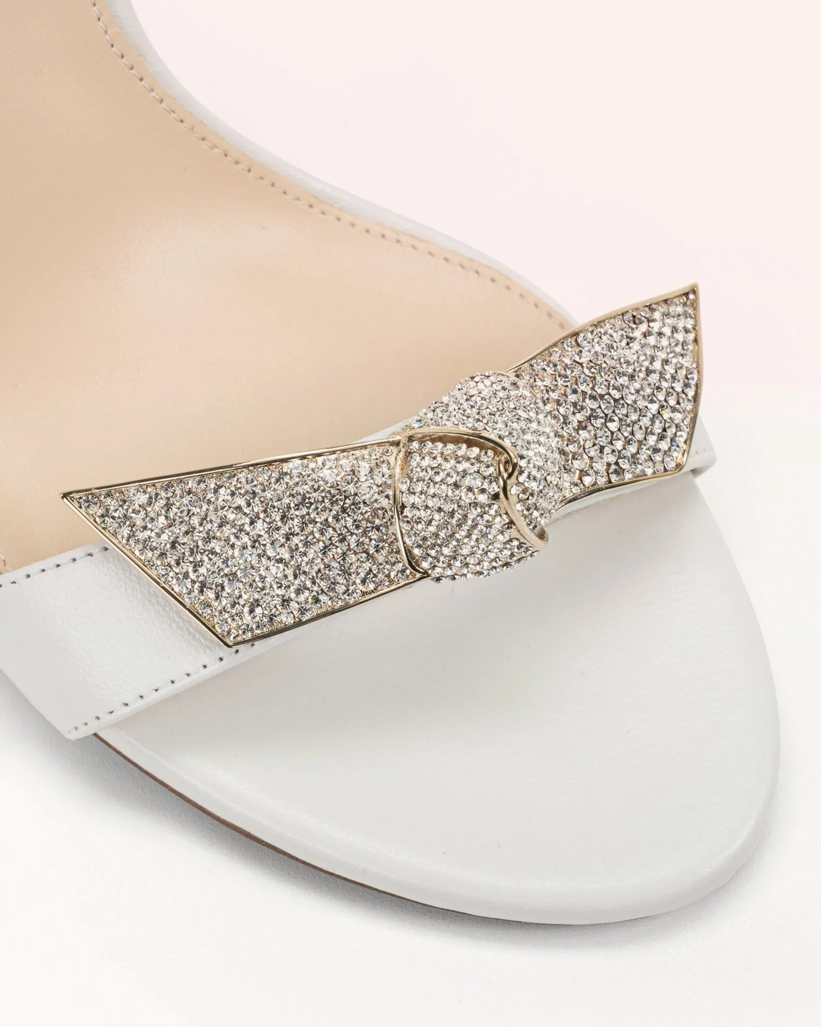 Clarita Bell Crystals 100 White